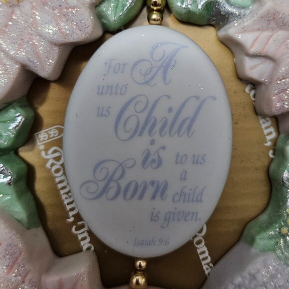 Roman, Inc. #85529 Child Is Born TB Glittery Wreath - Picture 9 of 16